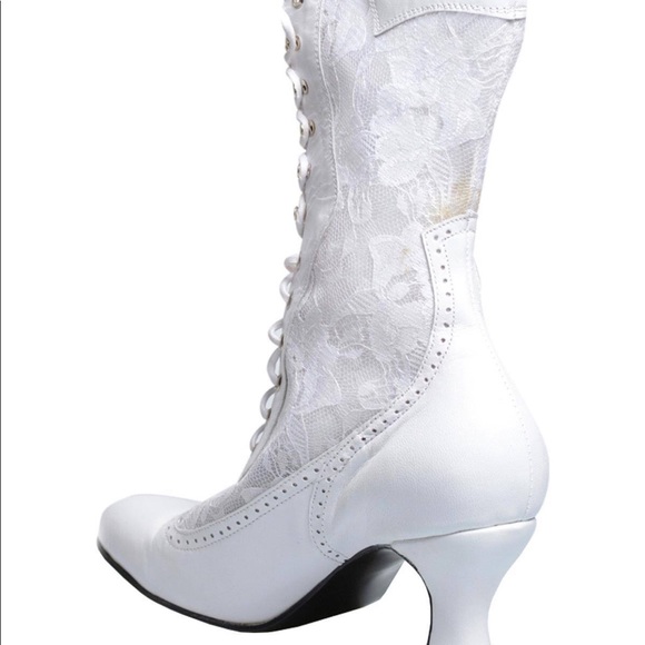 Oak Tree Farms Victorian Style Lace-up Boots - Picture 2 of 5